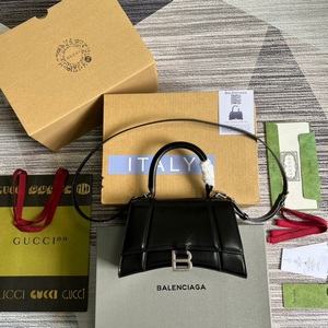 Balenciaga Handbags 628